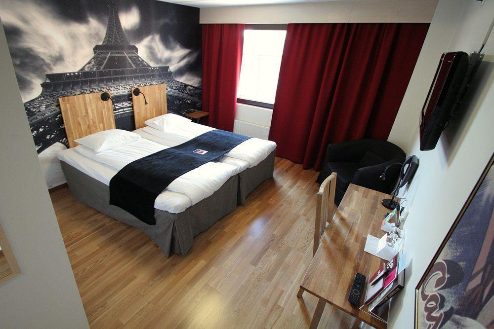 Home Hotel Bristol أرفيكا الغرفة الصورة